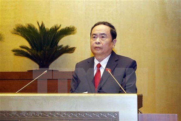 第十五届国会选举产生四位国会副主席和13位国会常委会委员